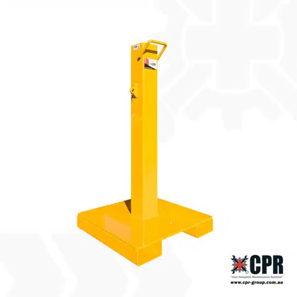 Heavy duty bollard with RETRACTA safety reel, three quarter view