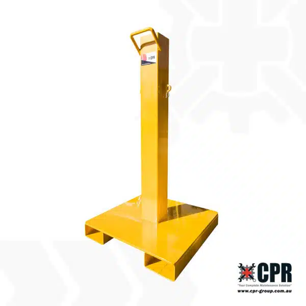 Heavy duty bollard with RETRACTA safety reel, three quarter view