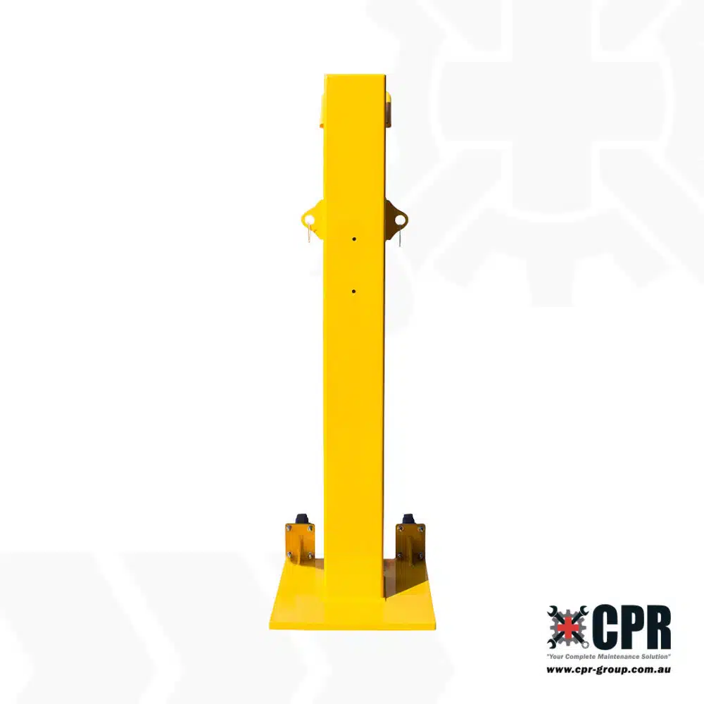 Medium Heavy Duty Bollard with wheels, front reel